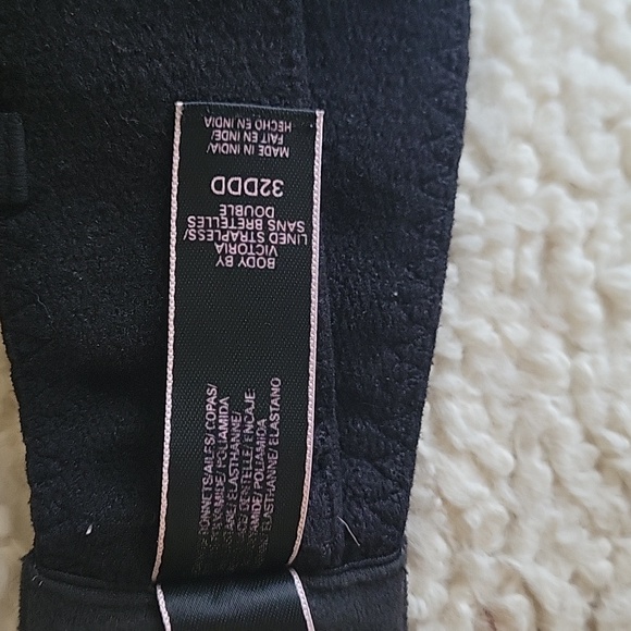 Victoria's Secret Black Strapless Bra - Picture 5 of 5